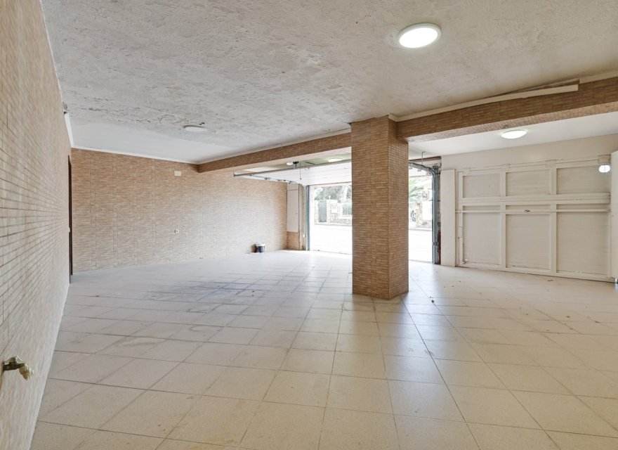 Reventa - Villa - Blanes