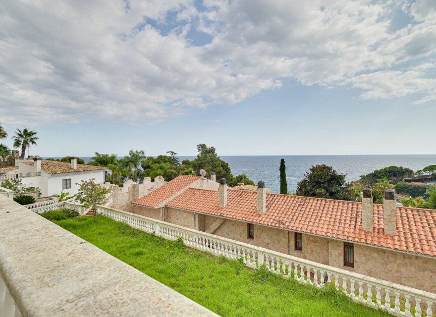 Reventa - Villa - Blanes