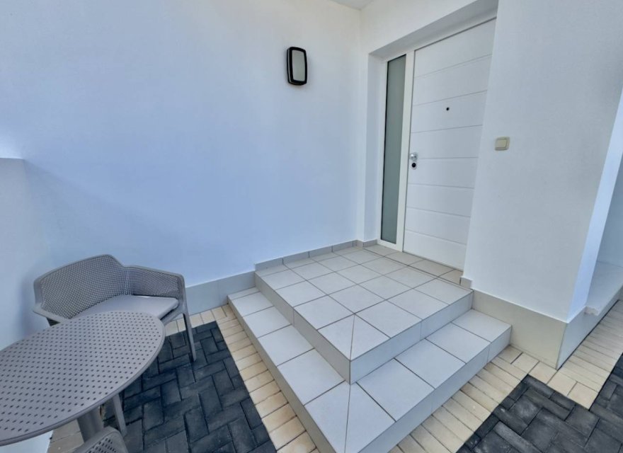 Reventa - Villa - Ciudad Quesada - Lo Marabú