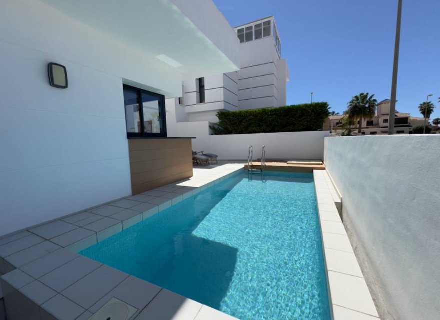 Reventa - Villa - Ciudad Quesada - Lo Marabú