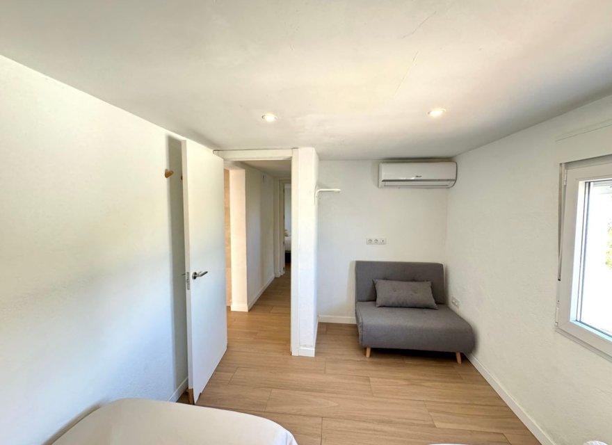 Reventa - Villa - Denia