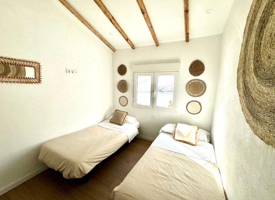 Reventa - Villa - Denia