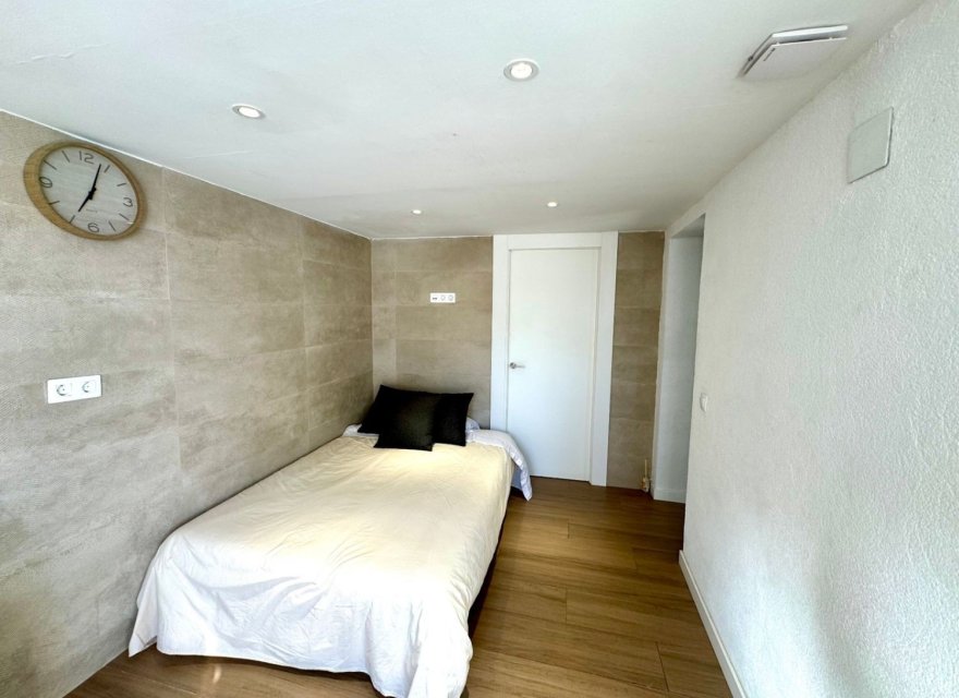 Reventa - Villa - Denia