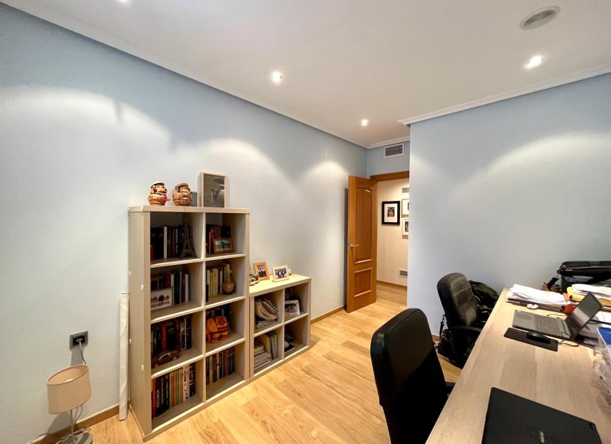 Reventa - Villa - El Esparragal - Inland