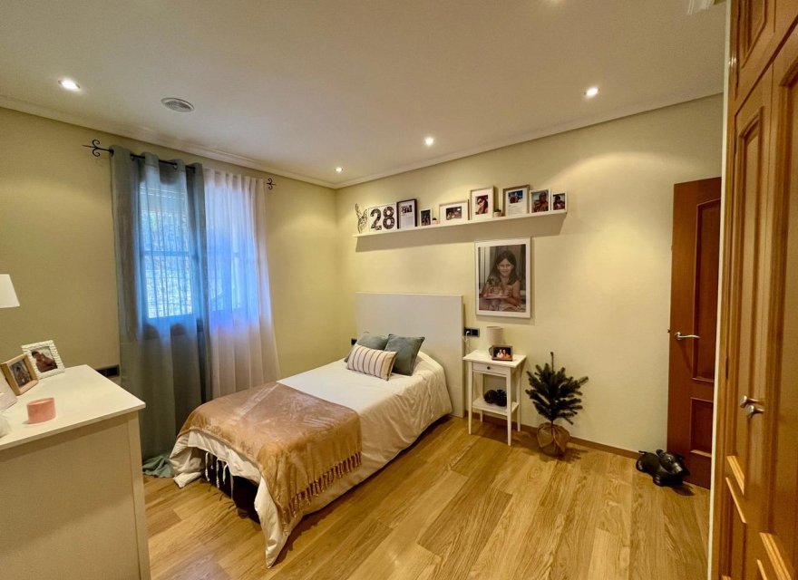 Reventa - Villa - El Esparragal - Inland