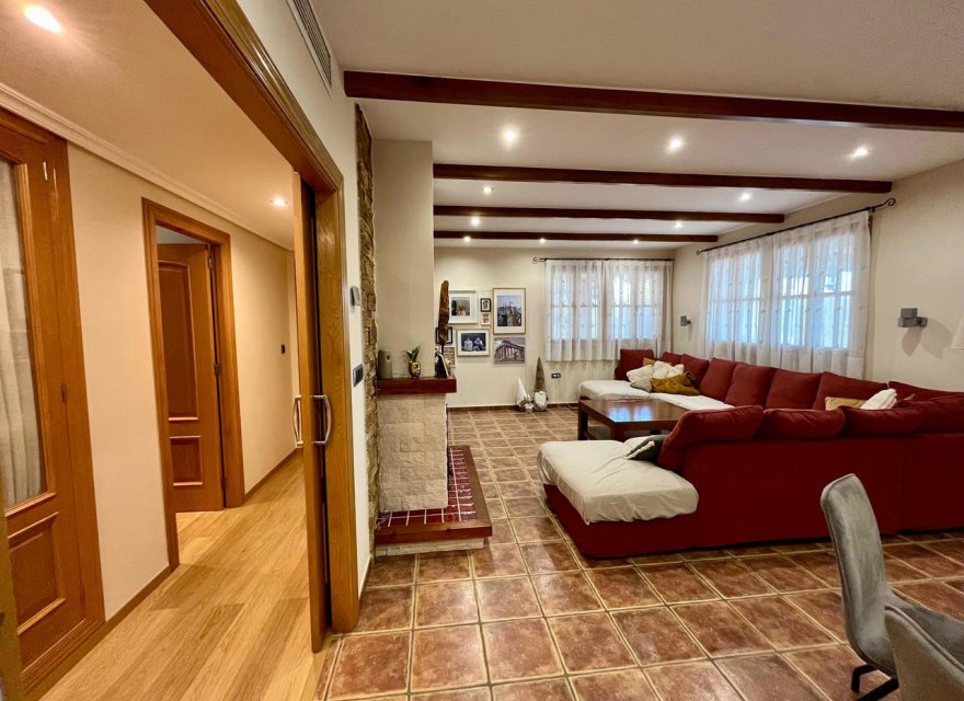 Reventa - Villa - El Esparragal - Inland