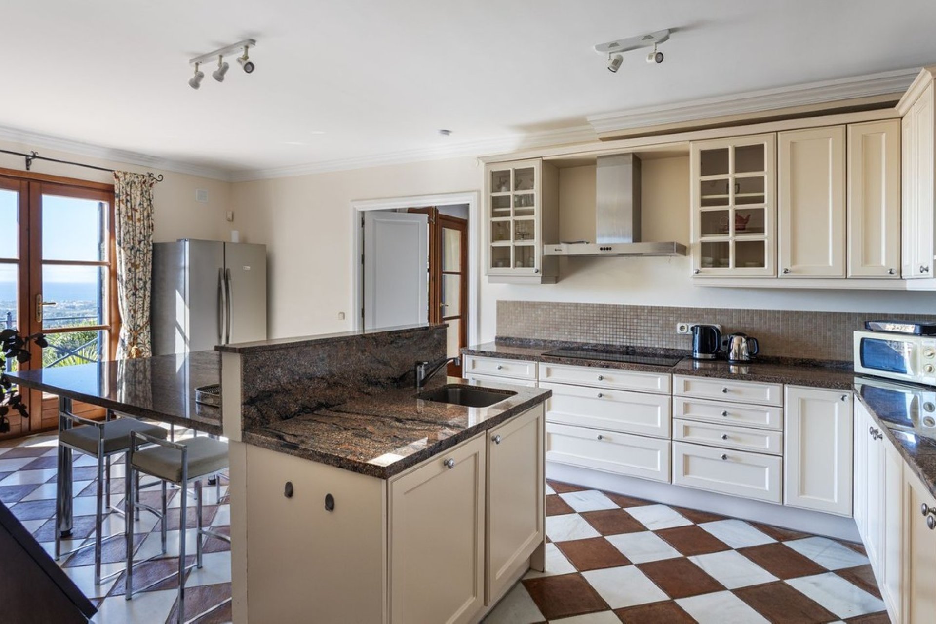 Reventa - Villa - El Madroñal - Costa del Sol