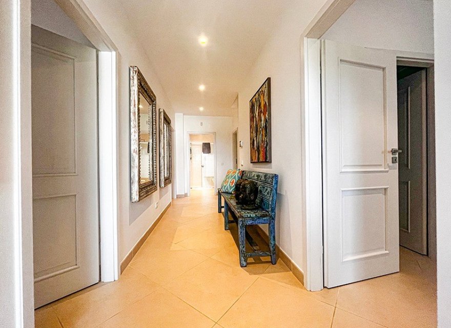 Reventa - Villa - El Toro