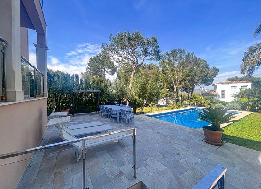 Reventa - Villa - El Toro