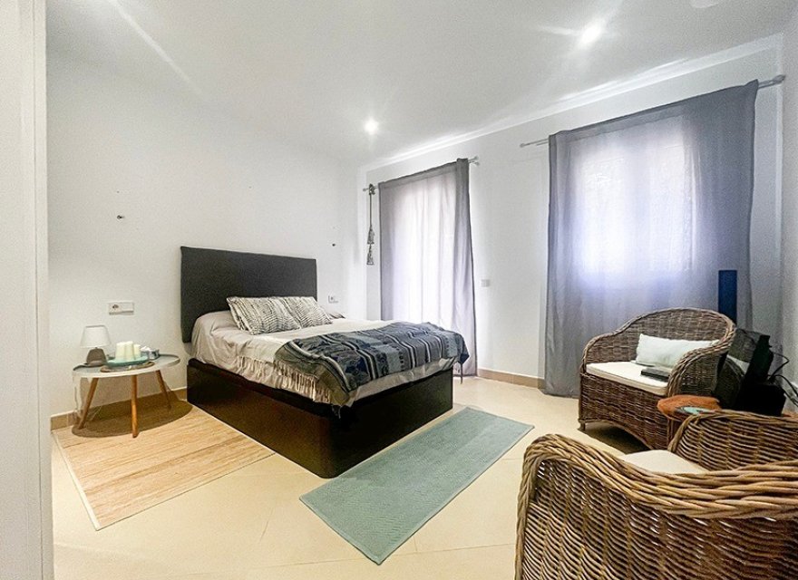 Reventa - Villa - El Toro