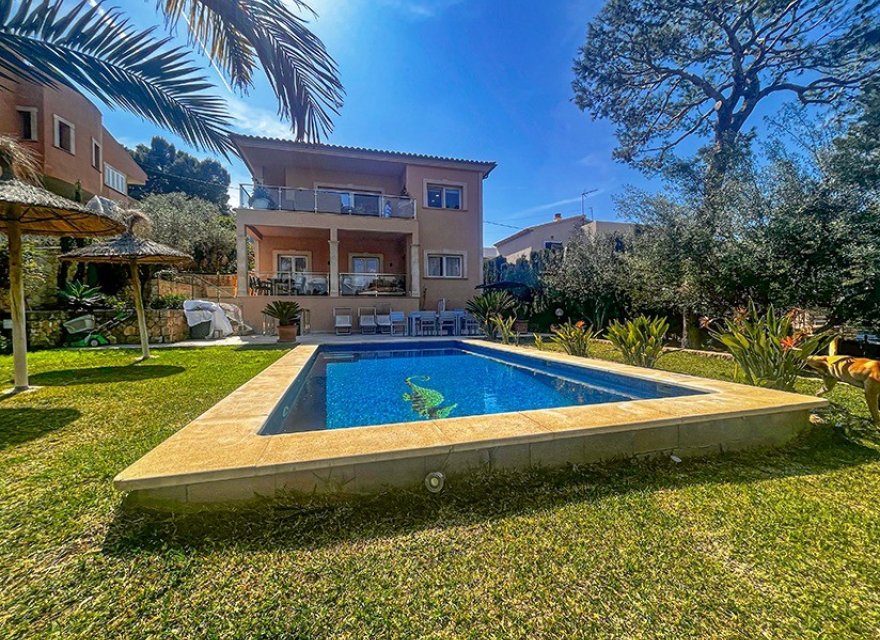 Reventa - Villa - El Toro