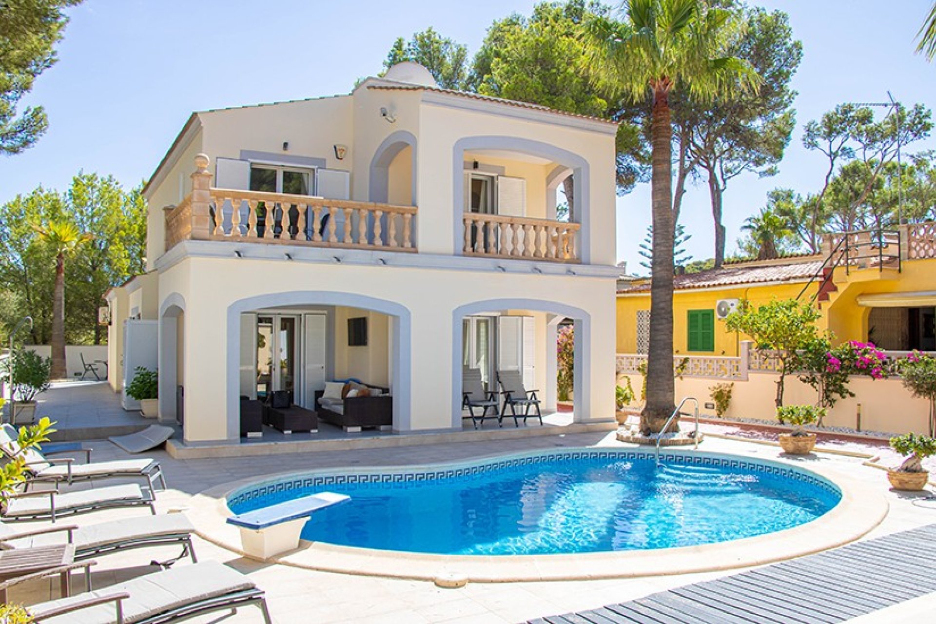 Reventa - Villa - El Toro