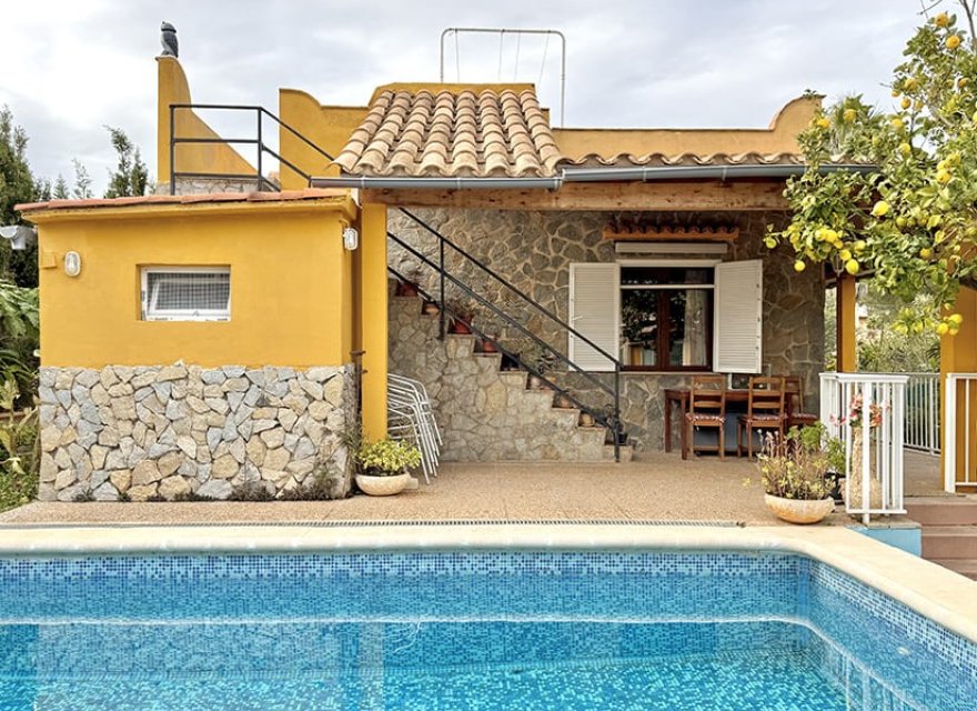 Reventa - Villa - El Toro