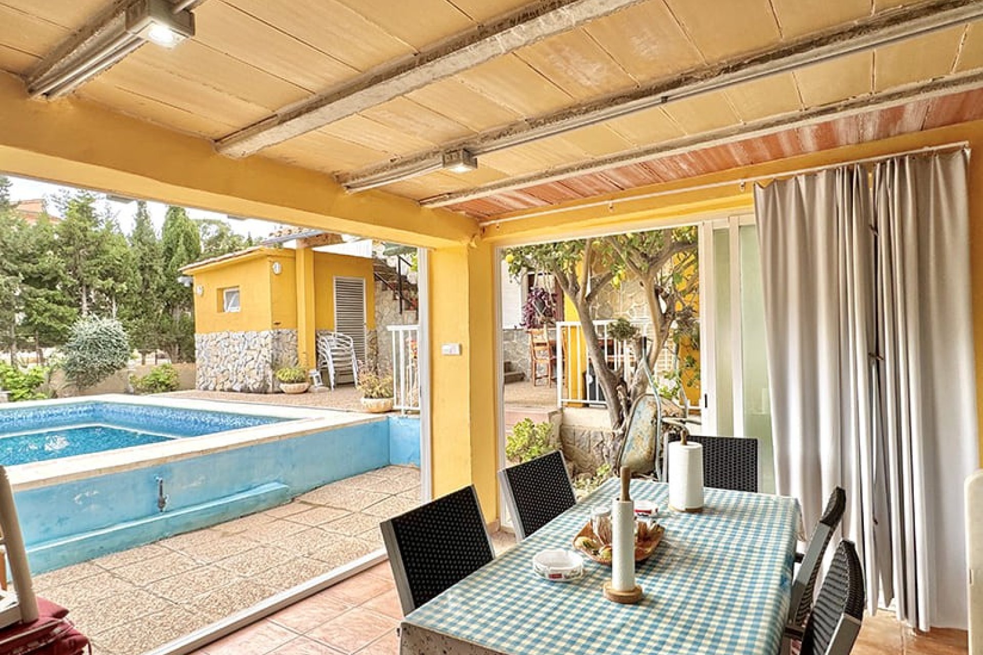 Reventa - Villa - El Toro