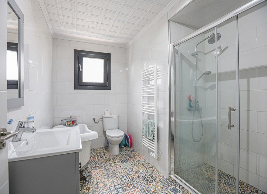 Reventa - Villa - El Toro