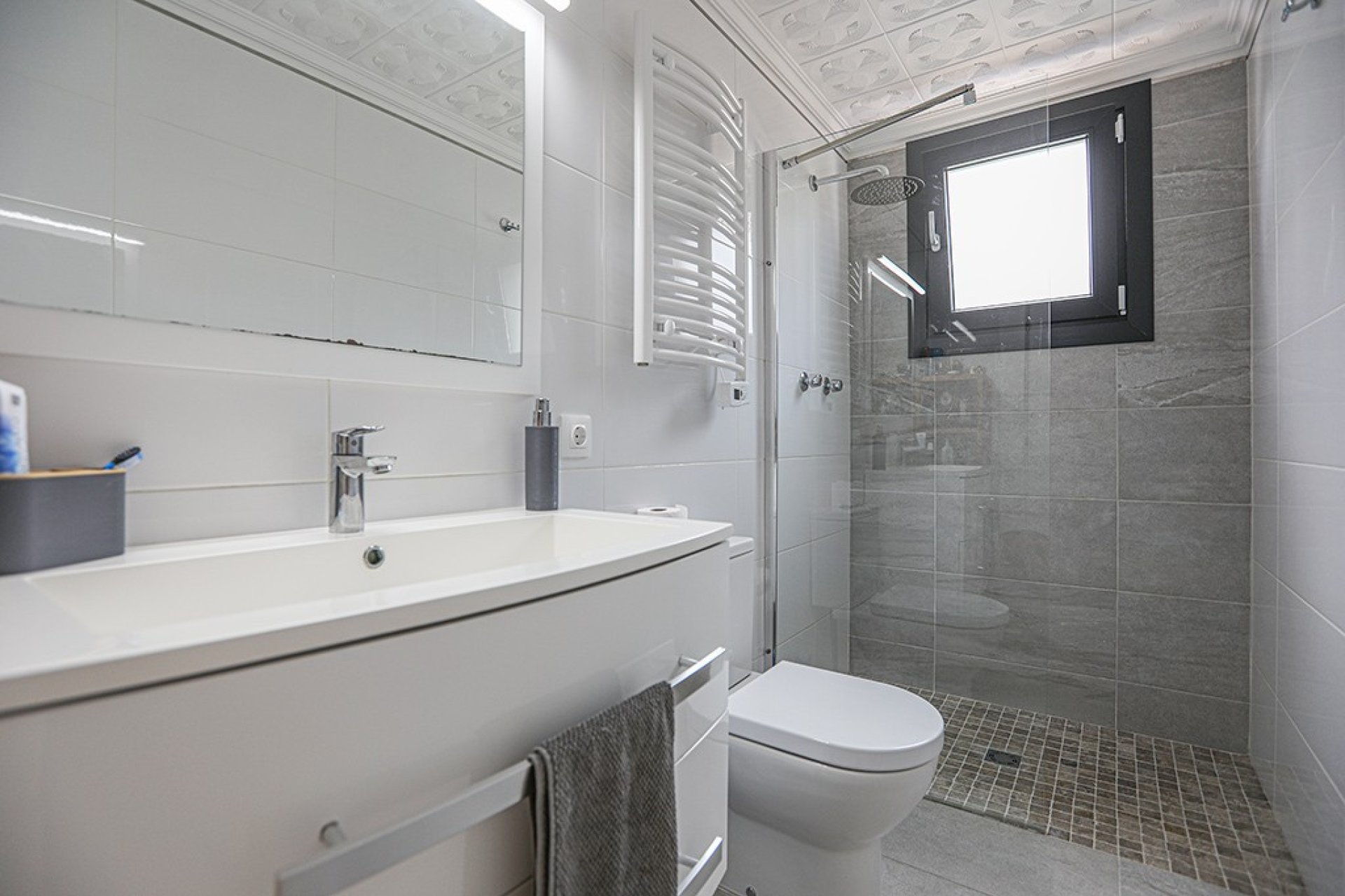 Reventa - Villa - El Toro