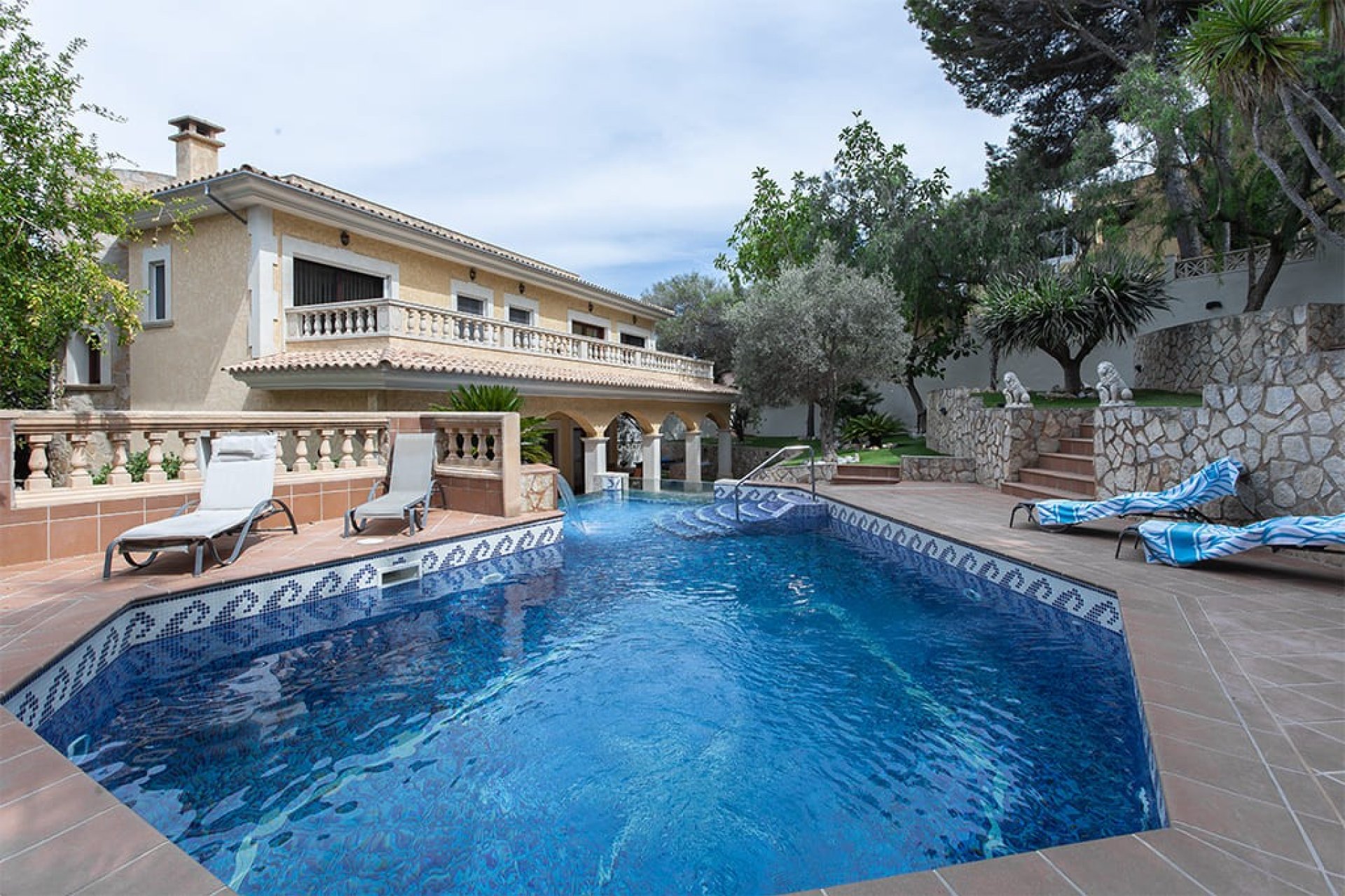 Reventa - Villa - El Toro