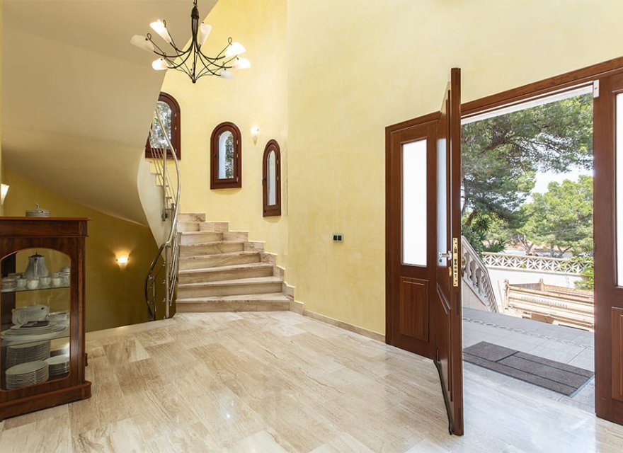 Reventa - Villa - El Toro