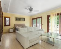 Reventa - Villa - El Toro