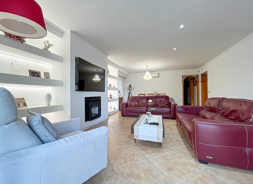 Reventa - Villa - El Toro