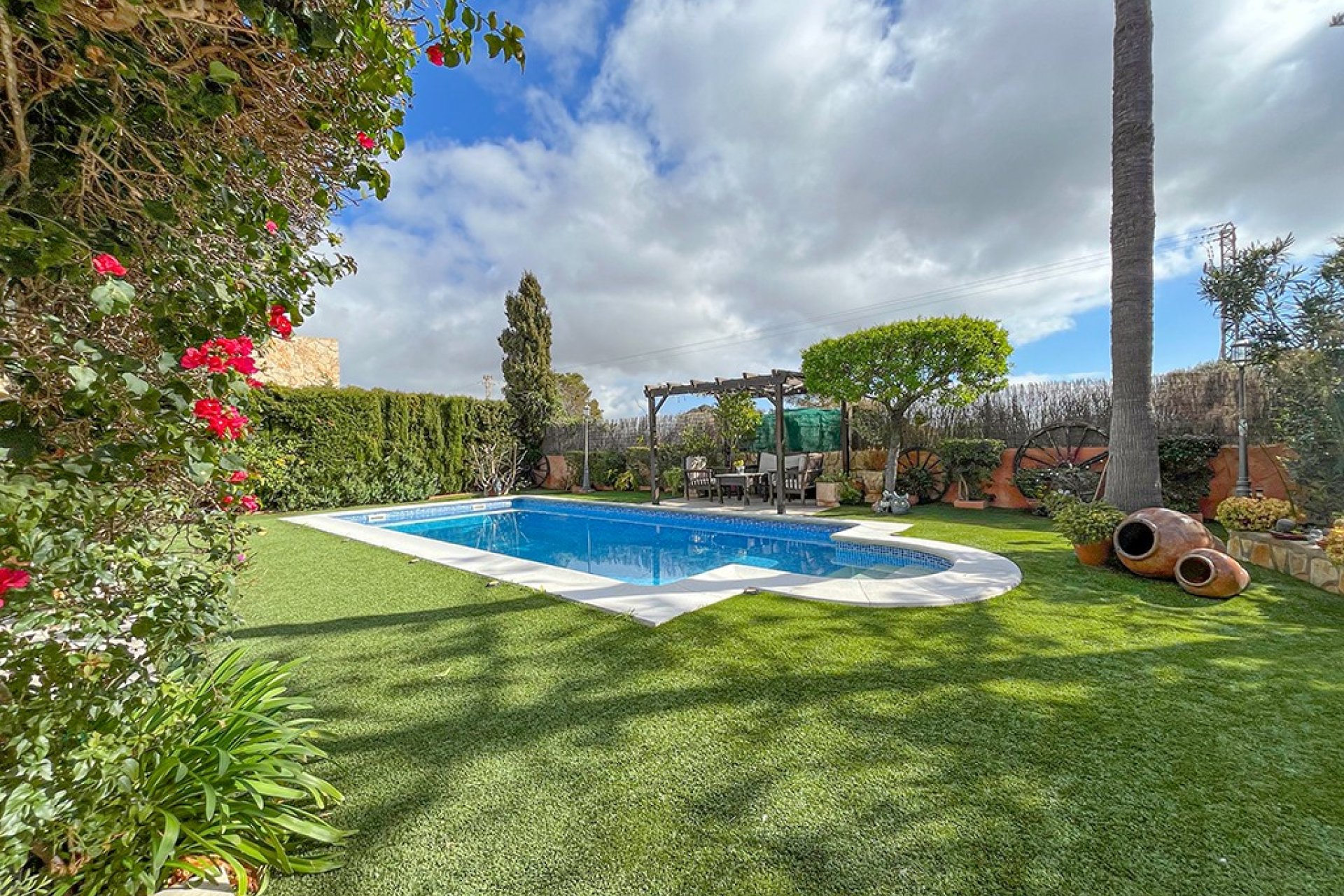 Reventa - Villa - El Toro