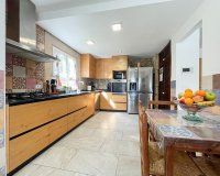 Reventa - Villa - El Toro