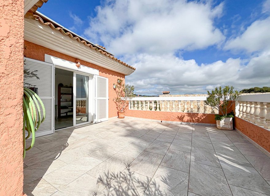 Reventa - Villa - El Toro