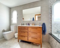 Reventa - Villa - El Toro