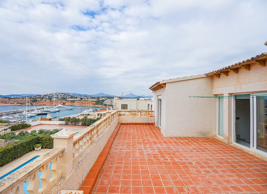 Reventa - Villa - El Toro