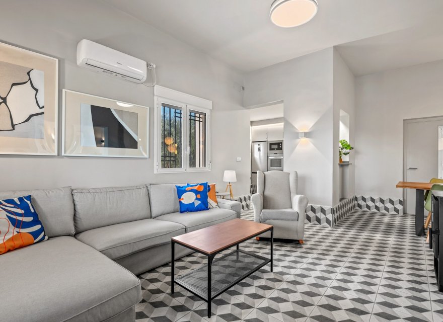 Reventa - Villa - Elche