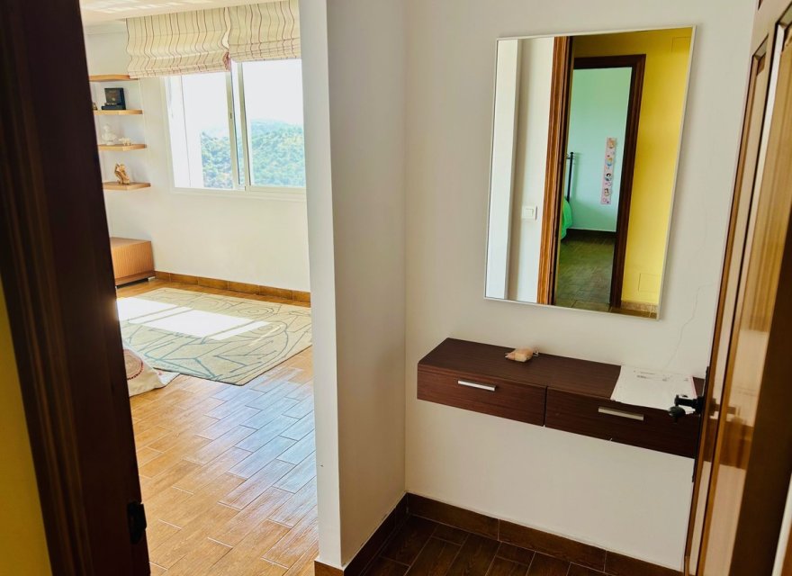 Reventa - Villa - Еstepona - Costa del Sol