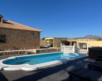 Reventa - Villa - Fortuna - Inland