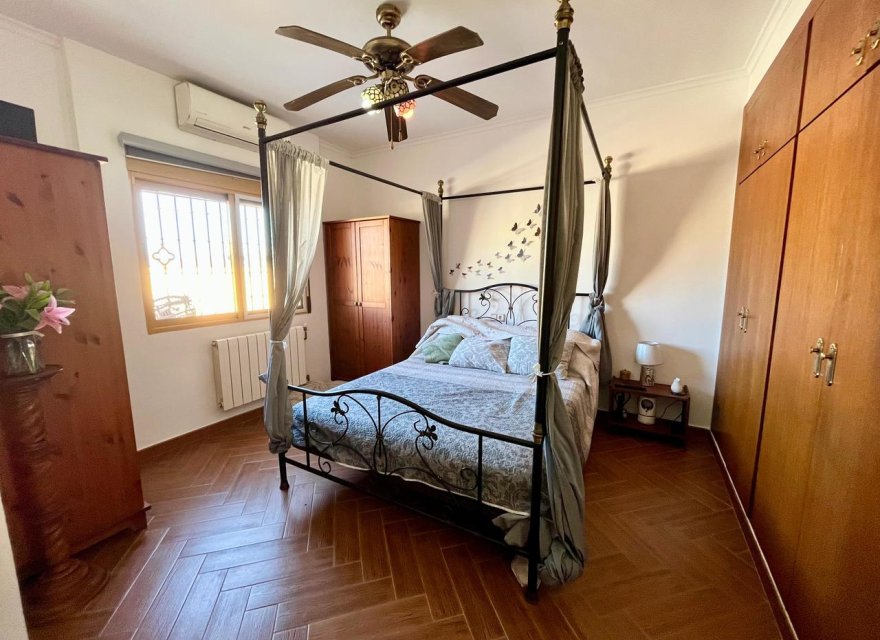 Reventa - Villa - Fortuna - Inland