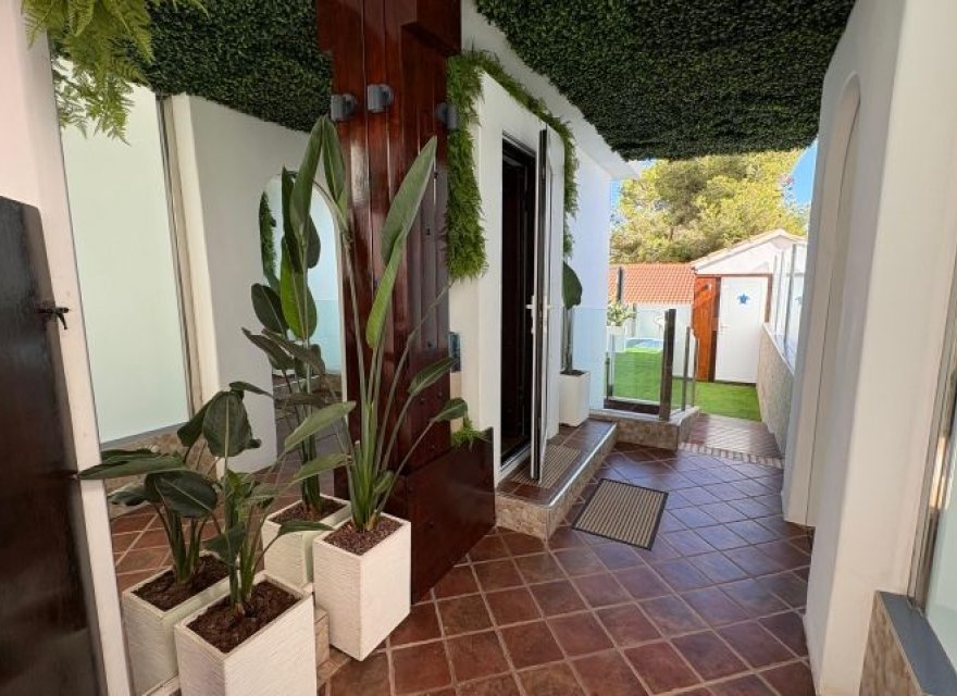 Reventa - Villa - Orihuela Costa - Costa Blanca