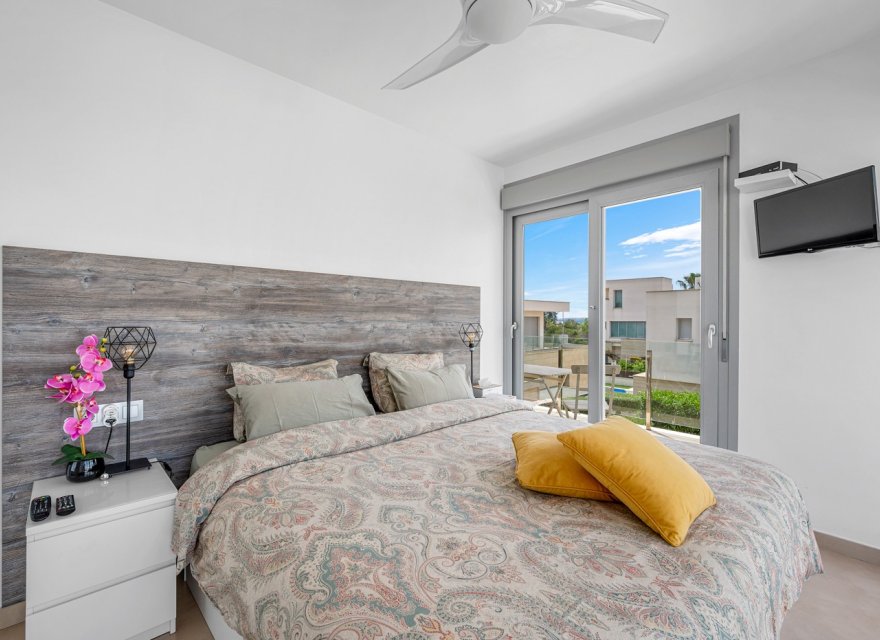 Reventa - Villa - Orihuela Costa - Costa Blanca