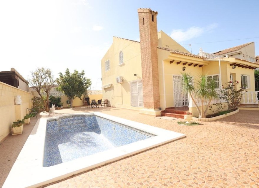 Reventa - Villa - Orihuela Costa - Costa Blanca