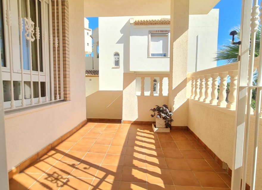 Reventa - Villa - Orihuela Costa - Lomas De Campoamor-las Ramblas