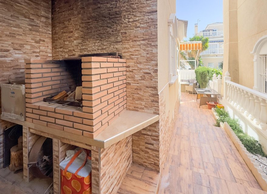 Reventa - Villa - Orihuela Costa - Los Almendros-la Florida