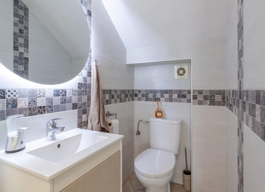 Reventa - Villa - Orihuela Costa - Los Almendros-la Florida