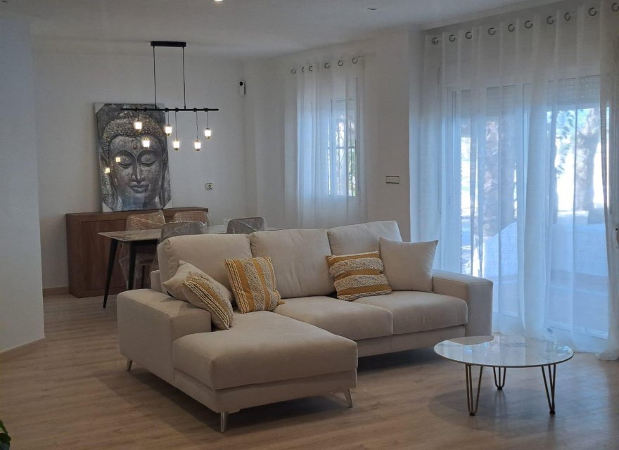 Reventa - Villa - Orihuela Costa - Los Huertos