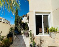 Reventa - Villa - Orihuela Costa - Playa Flamenca