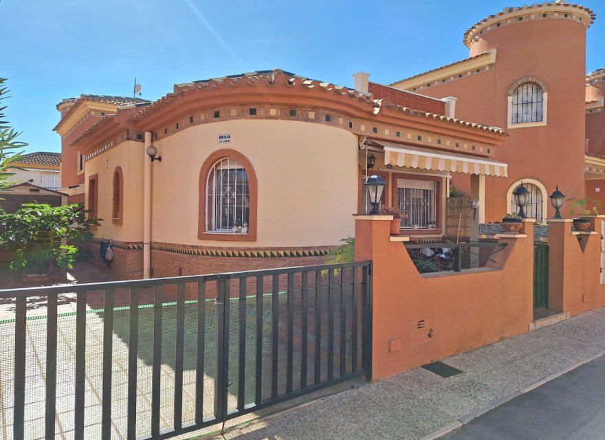 Reventa - Villa - Orihuela Costa - Playa Flamenca