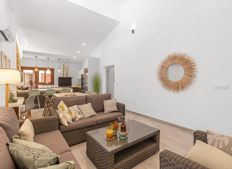 Reventa - Villa - Orihuela Costa - Punta Prima