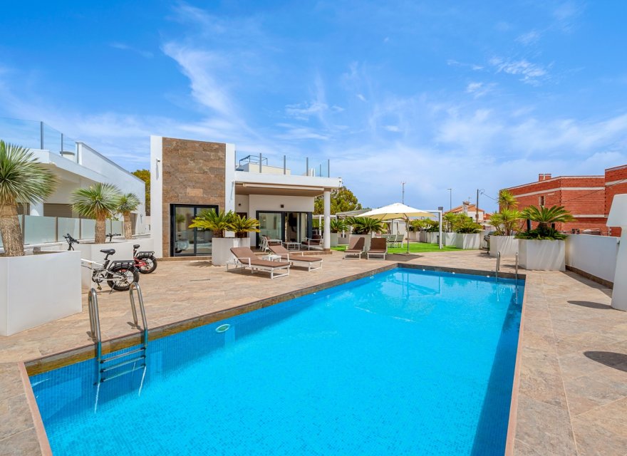 Reventa - Villa - Orihuela Costa - Villamartín