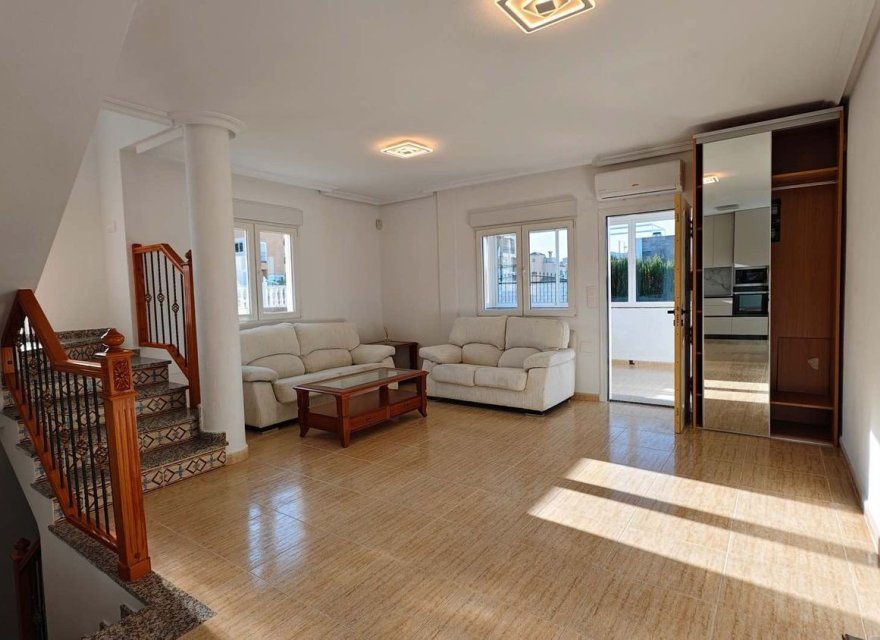 Reventa - Villa - Orihuela Costa - Villamartin