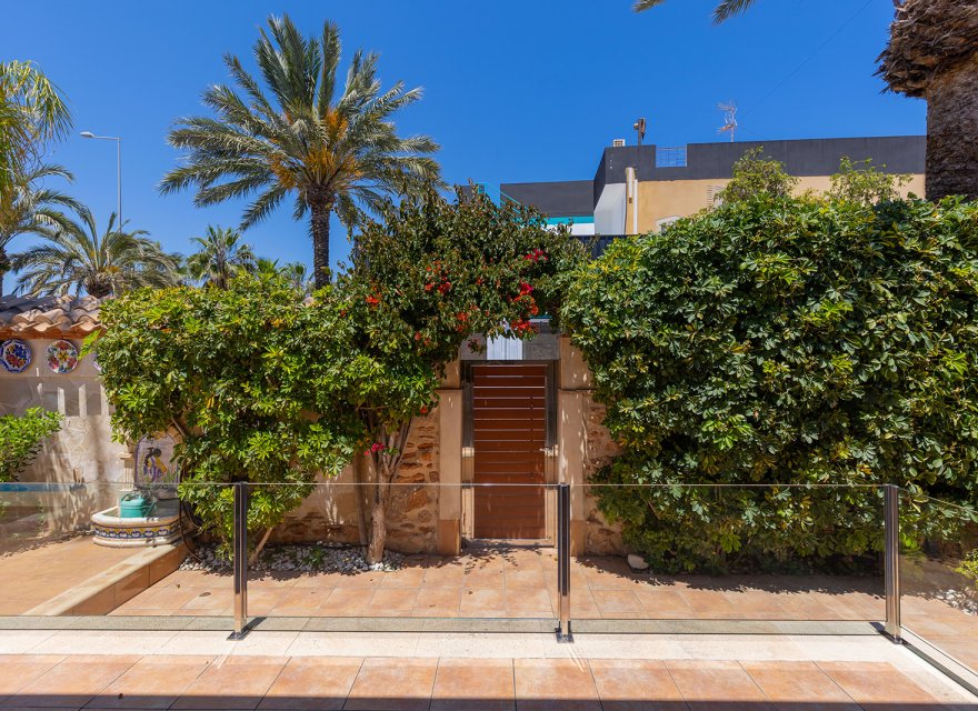 Reventa - Villa - Punta Prima