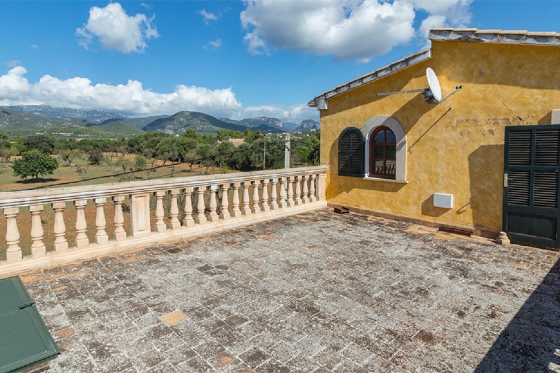 Reventa - Villa - Santa María del Camí