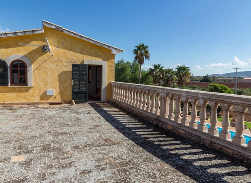 Reventa - Villa - Santa María del Camí