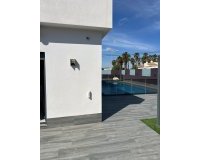 Reventa - Villa - Torrevieja - El Chaparral