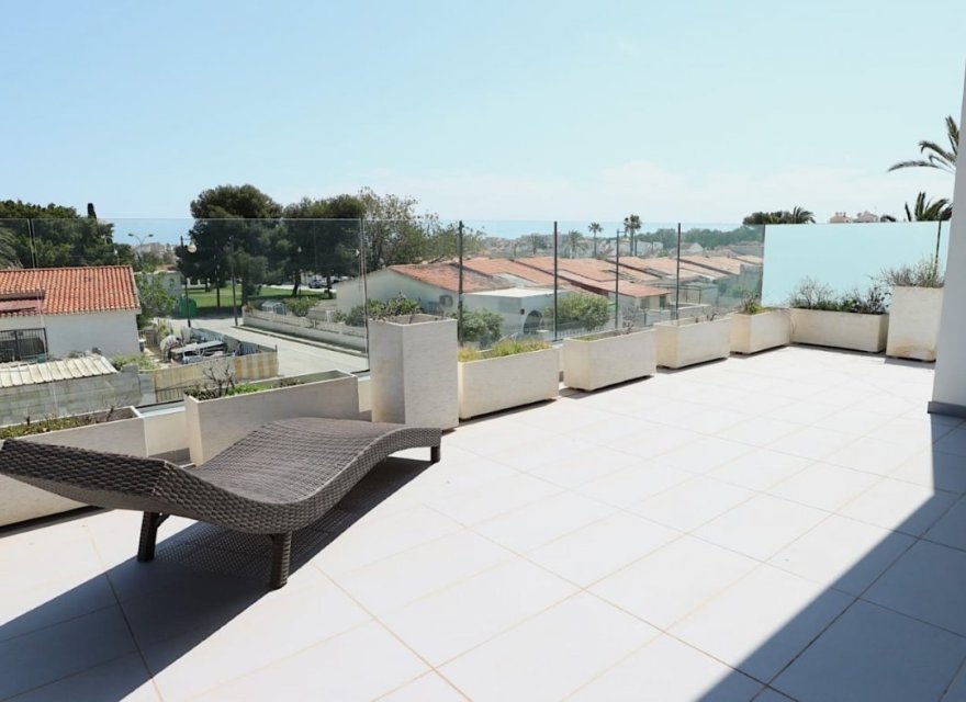 Reventa - Villa - Torrevieja - Los Angeles